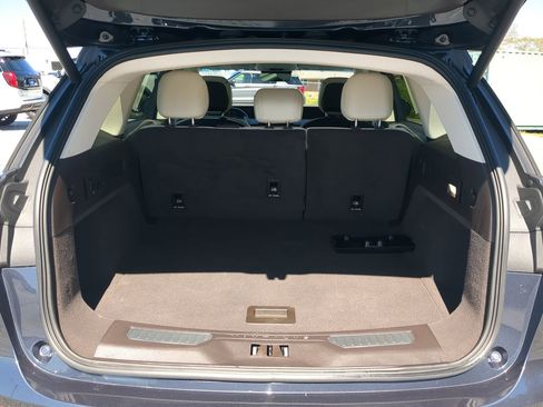 Used 2024 Lincoln Nautilus Black Label w/ Jet Appearance Package (87T) image 11