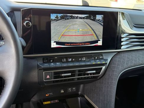 Used 2025 Toyota Camry XLE FWD image 19