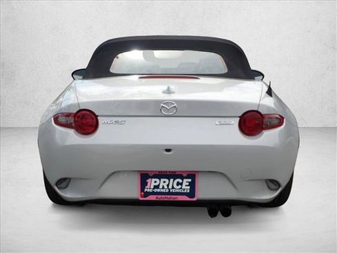 Used 2019 MAZDA MX-5 Miata Grand Touring RWD image 3