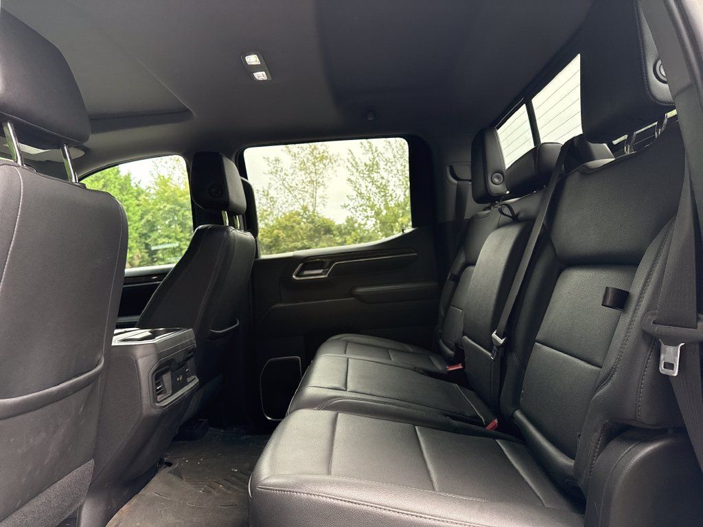 Used 2022 Chevrolet Silverado 1500 RST w/ All Star Edition Plus AWD/4WD image 11
