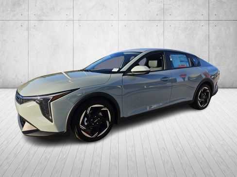 New 2025 Kia K4 EX image 3