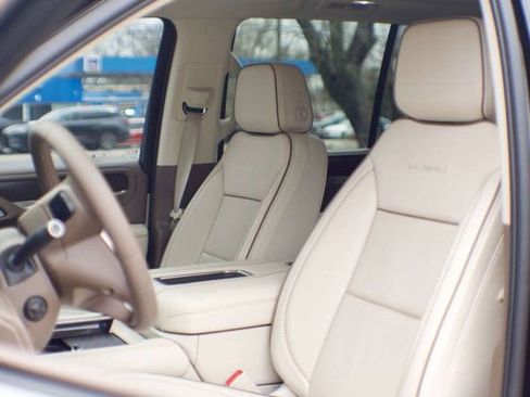 Used 2023 GMC Yukon Denali image 22