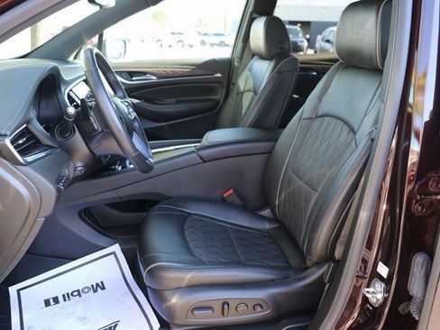 Used 2024 Buick Enclave Avenir w/ Avenir Technology Package image 20