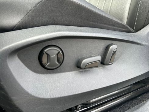 Certified 2022 Volkswagen Tiguan SE AWD/4WD image 4