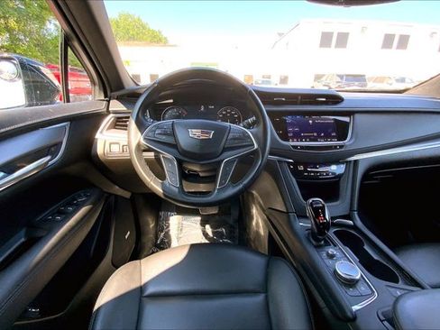 Used 2024 Cadillac XT5 Luxury AWD/4WD image 4