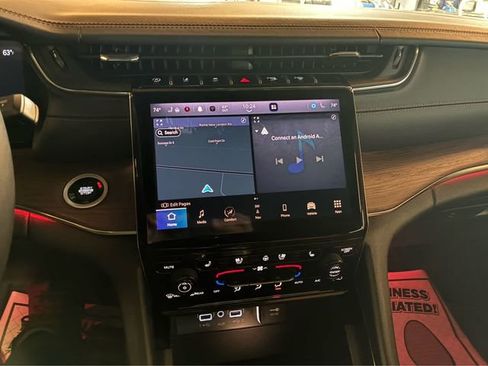 Used 2023 Jeep Grand Cherokee L Summit image 22