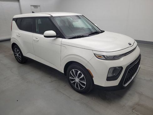 Used 2020 Kia Soul LX FWD image 11