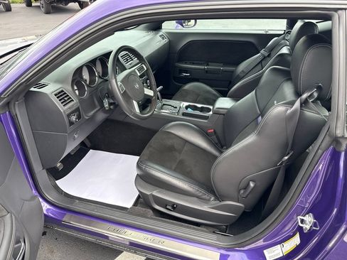 Used 2010 Dodge Challenger SRT8 w/ SRT Option Group II RWD image 11