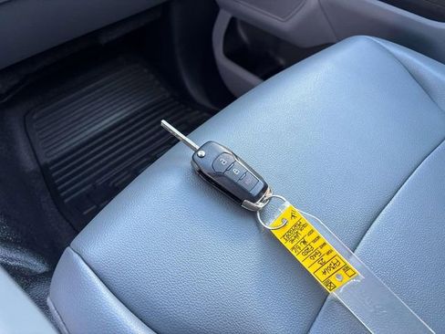 Used 2023 Ford F250 XL image 37