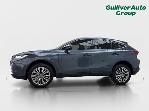 Used 2021 Toyota Venza Limited AWD/4WD image 2
