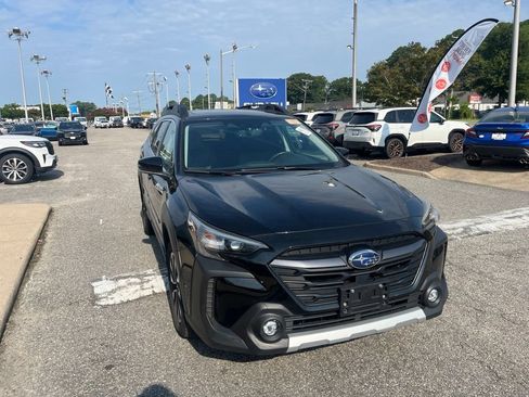 Used 2023 Subaru Outback Limited AWD/4WD image 2