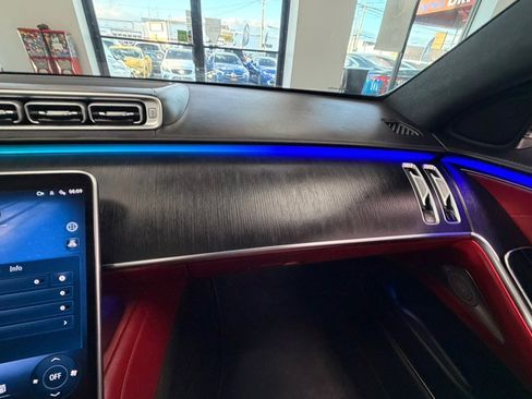 Used 2022 Mercedes-Benz S 580 S 580 4MATIC Sedan image 68