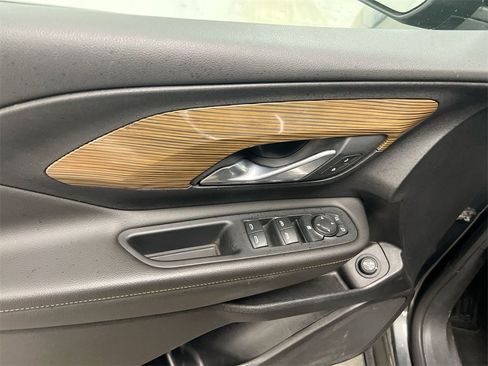 Used 2021 GMC Terrain SLE w/ Driver Convenience Package image 20