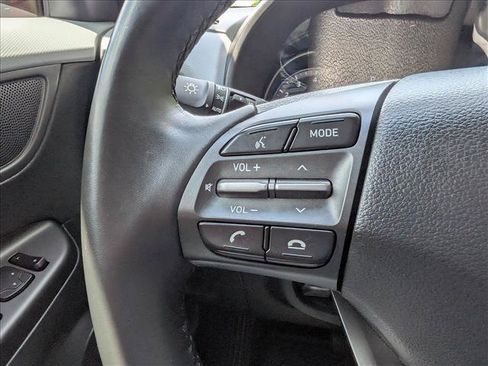 Used 2019 Hyundai Kona Ultimate FWD image 28