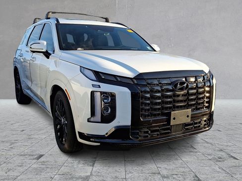 Used 2024 Hyundai Palisade Calligraphy image 1