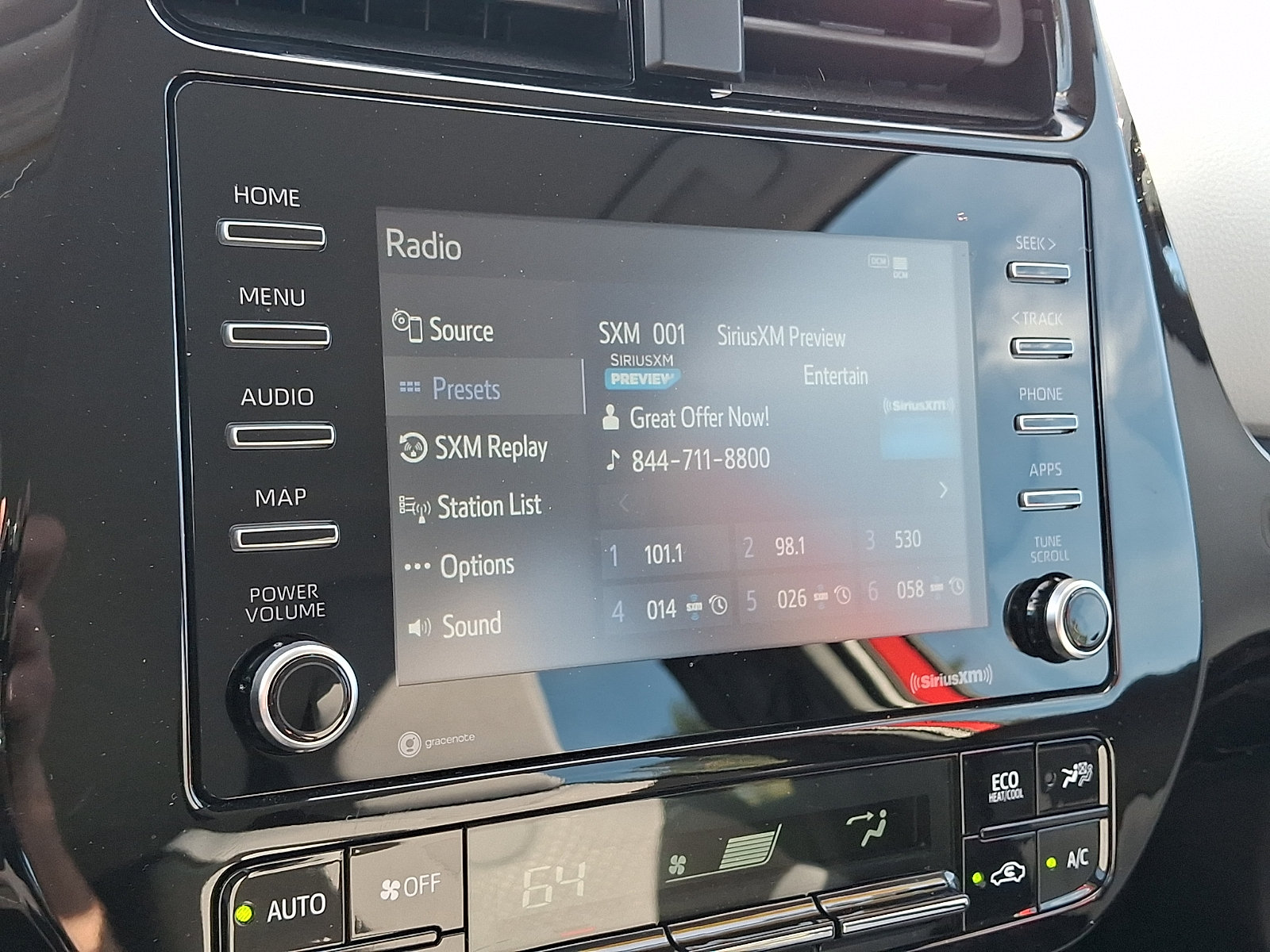 Used 2022 Toyota Prius LE FWD image 16