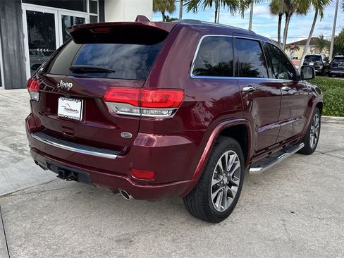 Used 2017 Jeep Grand Cherokee Overland image 4