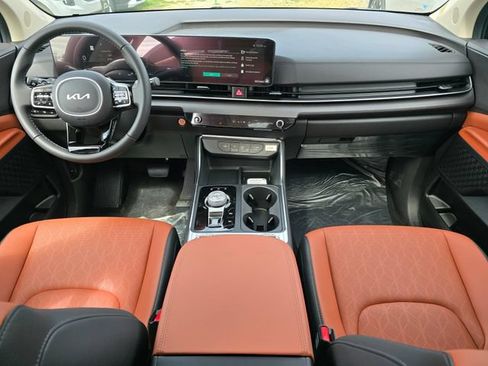 New 2026 Kia Carnival SX FWD image 15