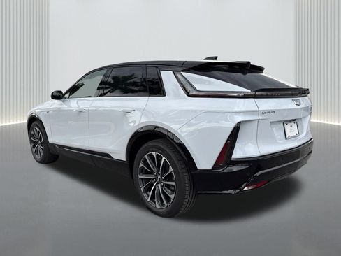 New 2026 Cadillac Lyriq Sport image 7