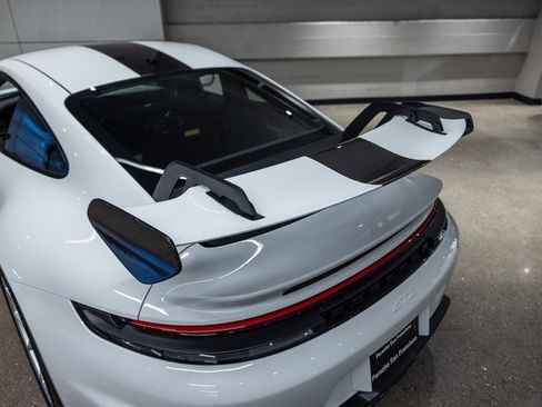 Used 2025 Porsche 911 GT3 image 30