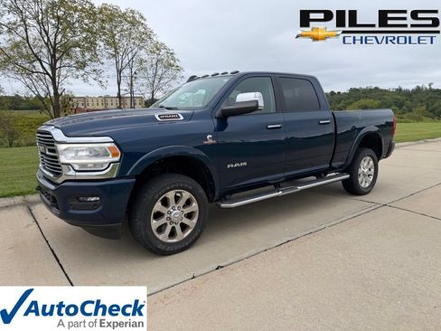 Used 2022 RAM 2500 Laramie AWD/4WD image 1