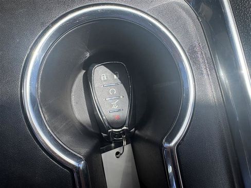 Used 2023 Chevrolet Traverse LT AWD/4WD image 18