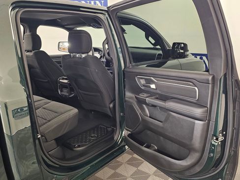 New 2026 RAM 1500 4x4 Crew Cab image 32