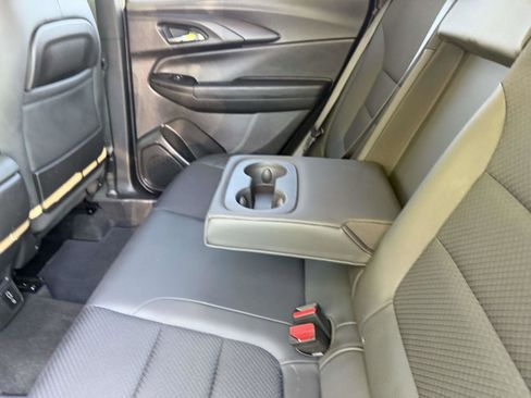 Used 2021 Chevrolet TrailBlazer RS w/ Convenience Package AWD/4WD image 11