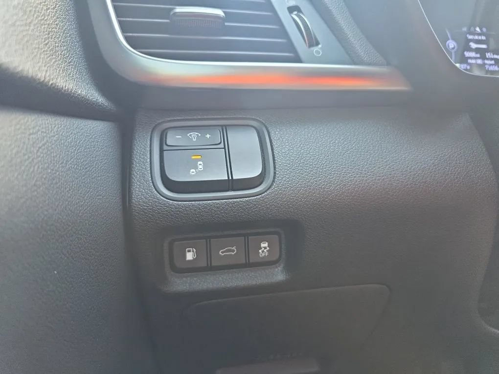 Used 2018 Kia Optima EX FWD image 22