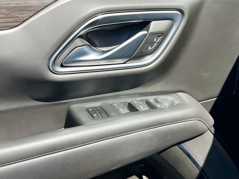 Used 2022 Chevrolet Tahoe High Country RWD image 17