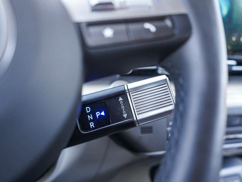 Used 2024 Hyundai Kona SEL FWD image 14