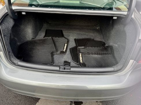 Used 2014 Volkswagen Passat 1.8T S image 9