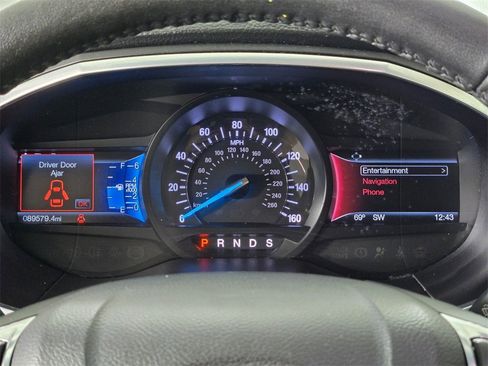 Used 2018 Ford Edge Titanium w/ Equipment Group 301A image 27