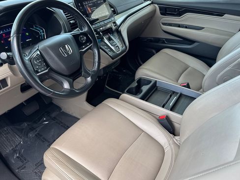 Used 2022 Honda Odyssey Touring image 4