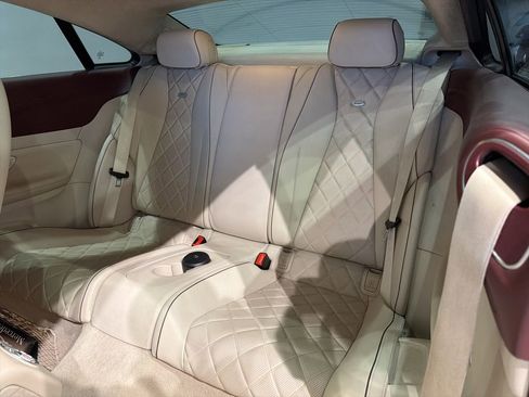 Used 2018 Mercedes-Benz E 400 4MATIC Coupe image 30