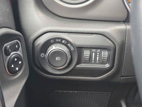 Used 2021 Jeep Wrangler Unlimited Sport AWD/4WD image 67