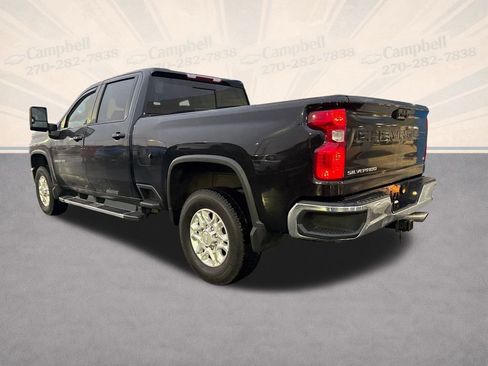 Used 2020 Chevrolet Silverado 2500 LT w/ Convenience Package image 3