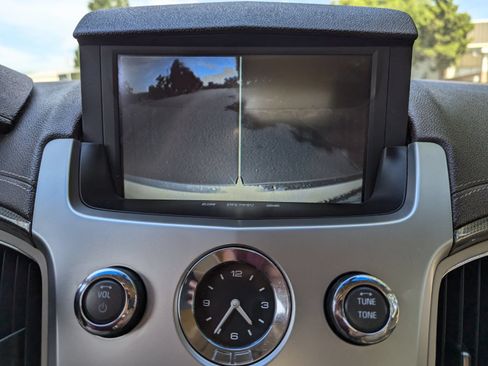 Used 2013 Cadillac CTS Luxury RWD image 18