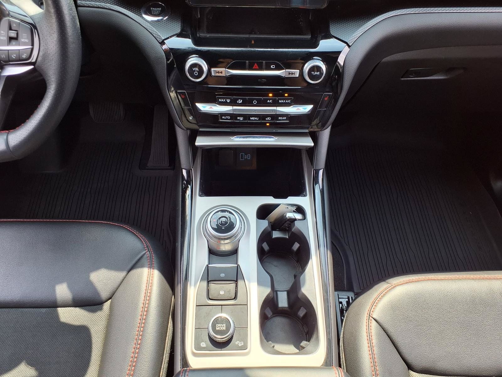 Certified 2023 Ford Explorer ST-Line AWD/4WD image 19