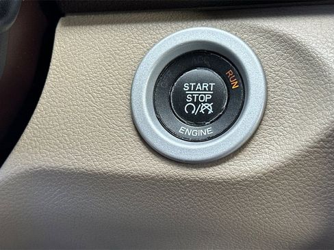 Used 2015 RAM 2500 Laramie image 22