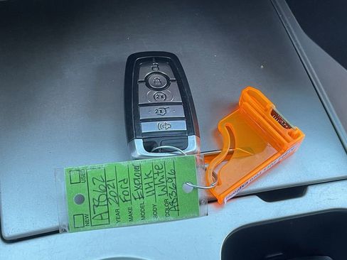 Used 2021 Ford Explorer XLT w/ Equipment Group 202A image 32