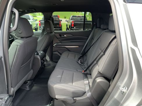 New 2026 Chevrolet Traverse LT w/ Driver Confidence Package image 17