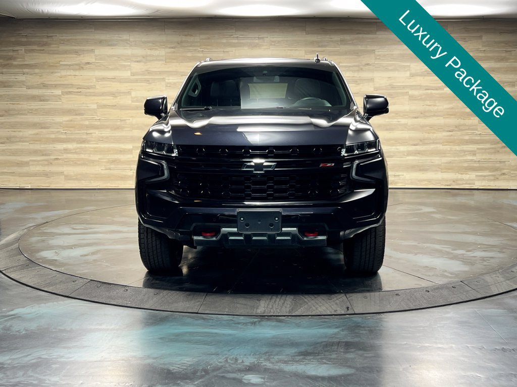 Used 2024 Chevrolet Tahoe Z71 w/ Luxury Package AWD/4WD image 9
