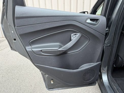 Used 2014 Ford Escape SE FWD image 19