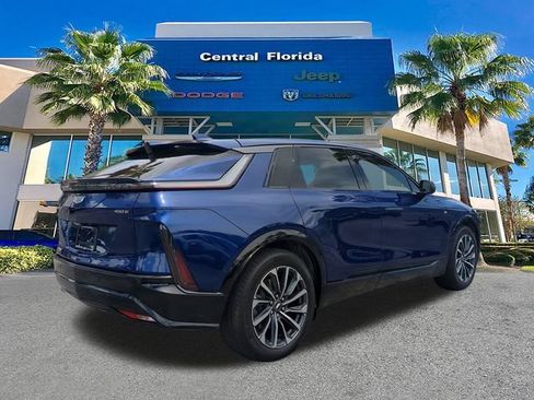 Used 2024 Cadillac Lyriq Sport RWD image 5