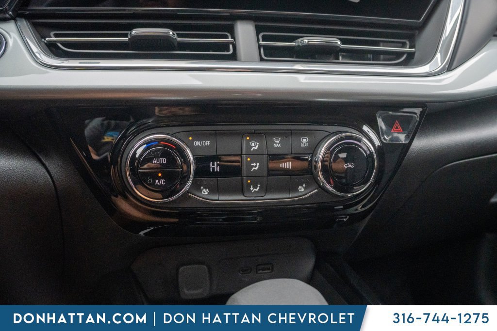 New 2026 Chevrolet Trax LT w/ LT Convenience Package FWD image 8