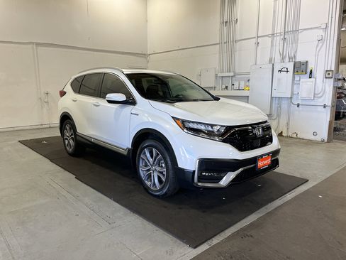 Used 2021 Honda CR-V Touring image 3