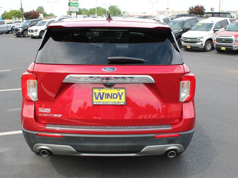 Used 2022 Ford Explorer Limited RWD image 7