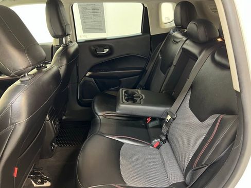 Used 2019 Jeep Compass Trailhawk image 27