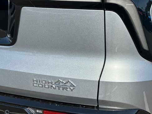 New 2026 Chevrolet Traverse High Country image 28